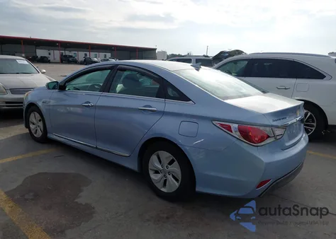 2013 Hyundai Sonata Hybrid z USA, uszkodzony, nr VIN KMHEC4A40DA082684